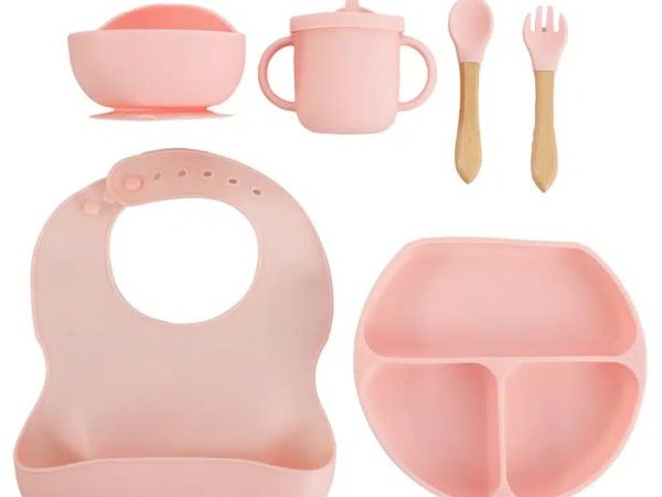 Set 6 piese diversificare bebelusi si copii din silicon baveta, farfurie compartimentata cu ventuza, bol cu ventuza