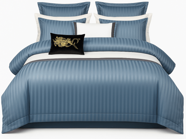 Lenjerie de pat, 2 persoane, 100% Poliester, cearsaf pat 230 x 250 cm, cearsaf pilota 200 x 230 cm, 2 fete de perna 50 x 75 cm, albastru/alb