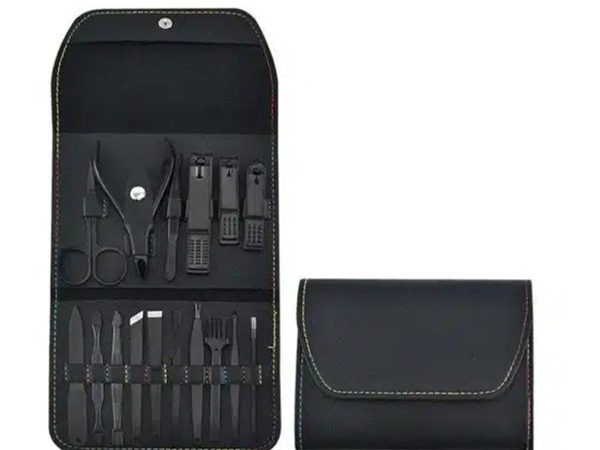 Trusa manichiura profesionala 16 piese, otel inoxidabil negru mat