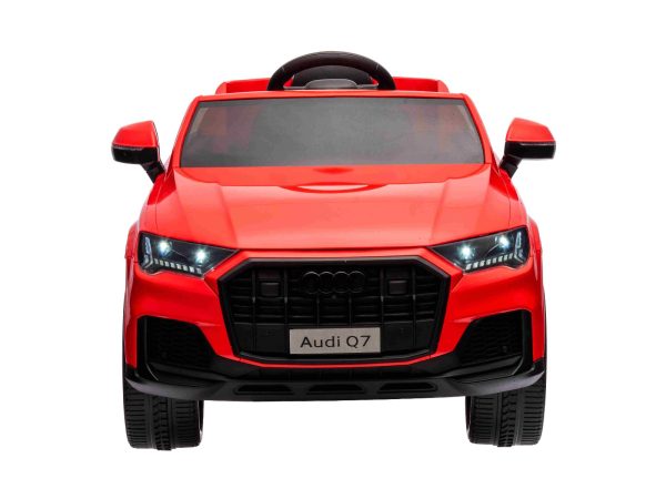 Mașină electrică de jucărie Audi Q7 roșu, 1 loc, suspensie independentă, baterie 12V, telecomandă, 2 motoare de 35 W, lumini LED, intrare USB/AUX pe MP3 player, model cu licență