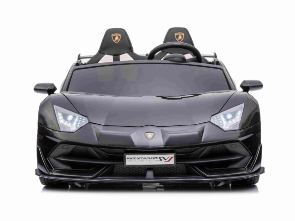 Mașină electrică copii Lamborghini Aventador 24V două locuri, caroserie lăcuită negru, 2.4 GHz DO, scaune moi din PU, afișaj LCD, suspensie, uși cu deschidere verticală, roți EVA moi, MOTOR 2 X 45W, licență ORIGINALĂ