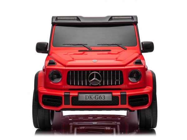 Mașină electrică Mercedes-Benz G63 AMG 4x4 cu două locuri 12V, roșu, MP3 Player cu intrare USB/AUX, tracțiune 4x4, baterie 12V14Ah, roți EVA cu suspensie, scaune din piele, telecomandă, licențiat