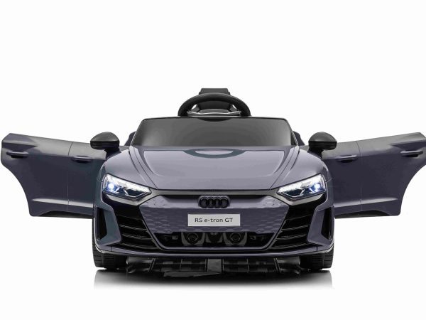 Maşinuţa electrica copii Audi RS E-tron GT 12V, gri, scaun lat, telecomandă 2.4 GHz, intrare USB / AUX, Bluetooth, suspensie, baterie litiu, lumini LED, motor 2 x 25W, licență ORIGINALĂ