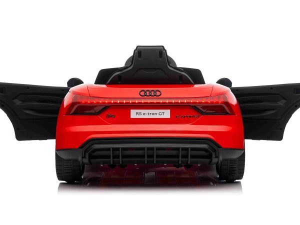 Maşinuţa electrica copii Audi RS E-tron GT 12V, roșu, scaun lat, telecomandă 2.4 GHz, intrare USB / AUX, Bluetooth, suspensie, baterie litiu, lumini LED, motor 2 x 25W, licență ORIGINALĂ