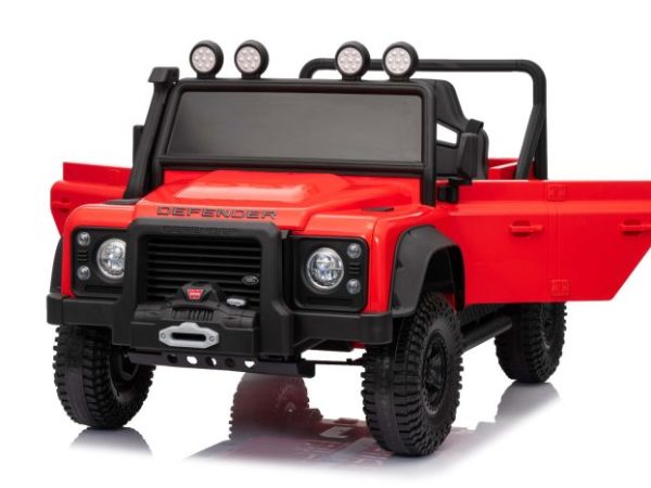 Maşinuţa electrica copii Land Rover Defender 110 SVX 12V, roșu, tracțiune 4X4, lumini LED, suspensii față și spate, telecomandă 2.4 GHz, intrare USB/Aux, Bluetooth, baterie litiu, motor 4 X 25W, licență ORIGINALĂ