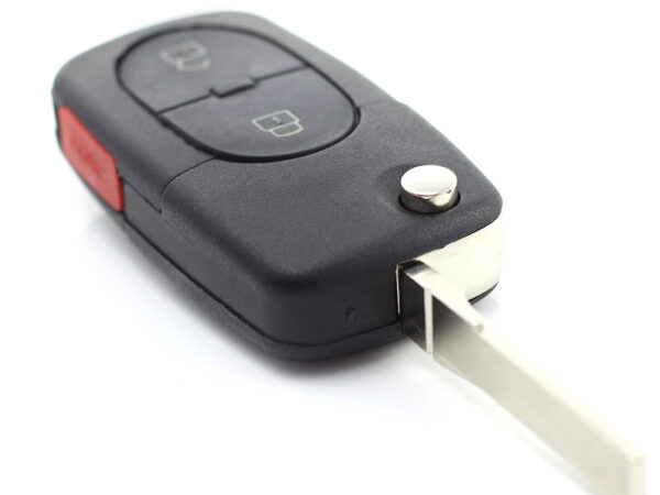 Audi - carcasă cheie tip briceag cu 2+1 butoane (1 buton de panică) și baterie 1616 - CARGUARD